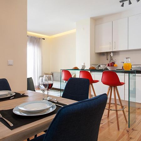 Joivy Graca Deluxe Apartments Lisbon Exterior photo