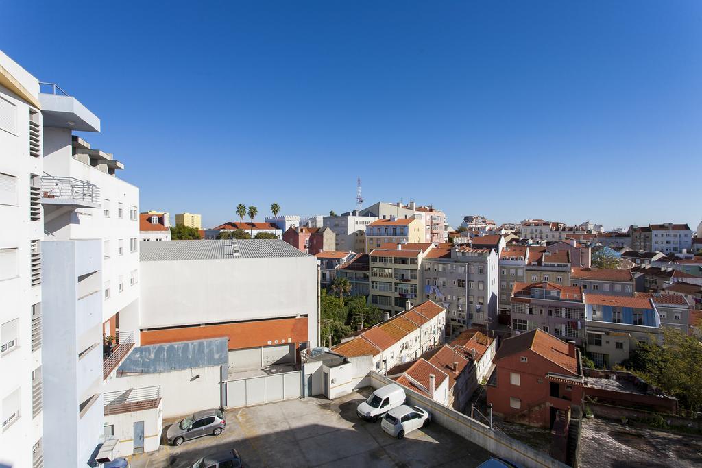 Joivy Graca Deluxe Apartments Lisbon Exterior photo