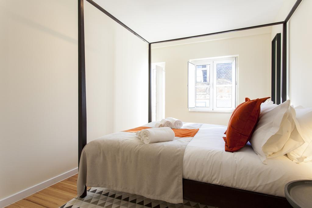 Joivy Graca Deluxe Apartments Lisbon Exterior photo